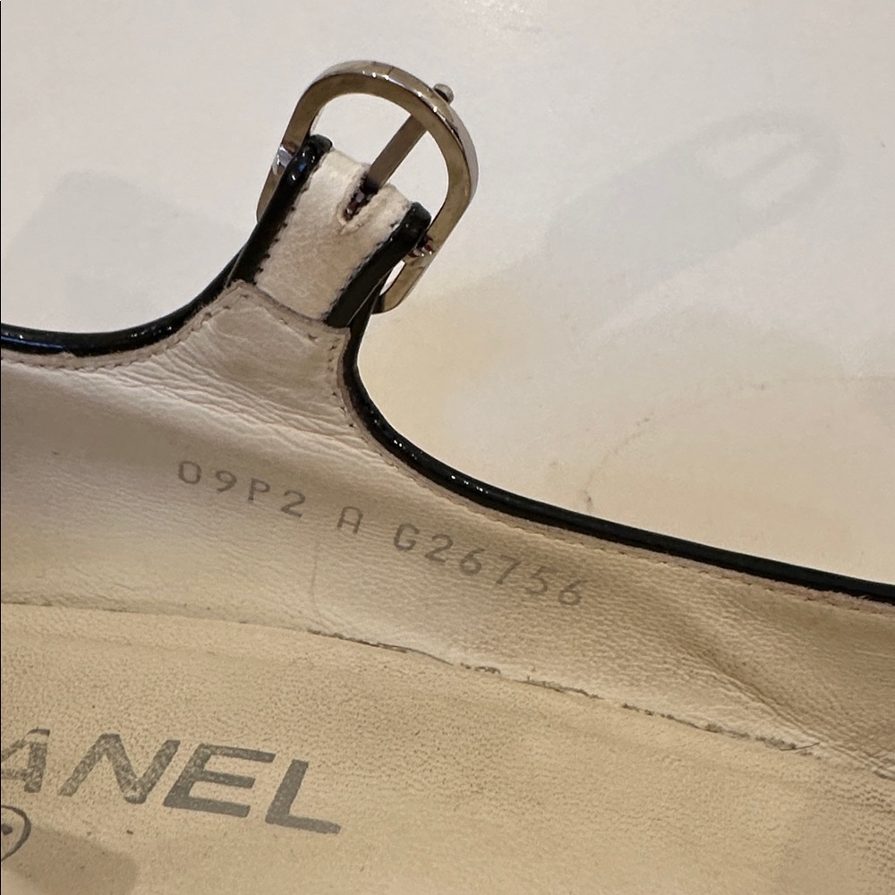 Chanel Mary Jane - Picture 5 of 6